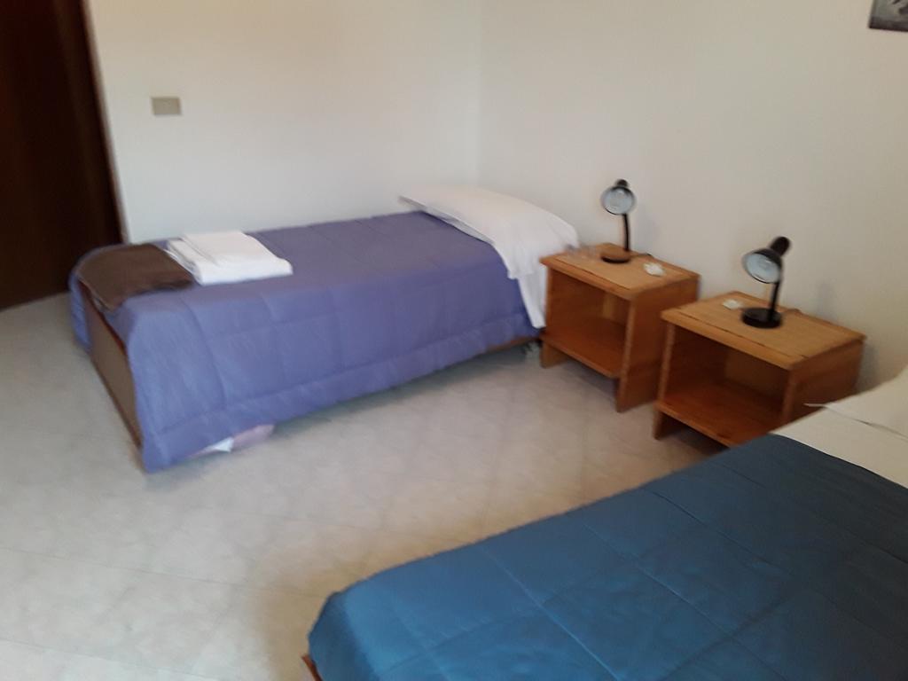 B&B Columbus Грассоббьо Экстерьер фото